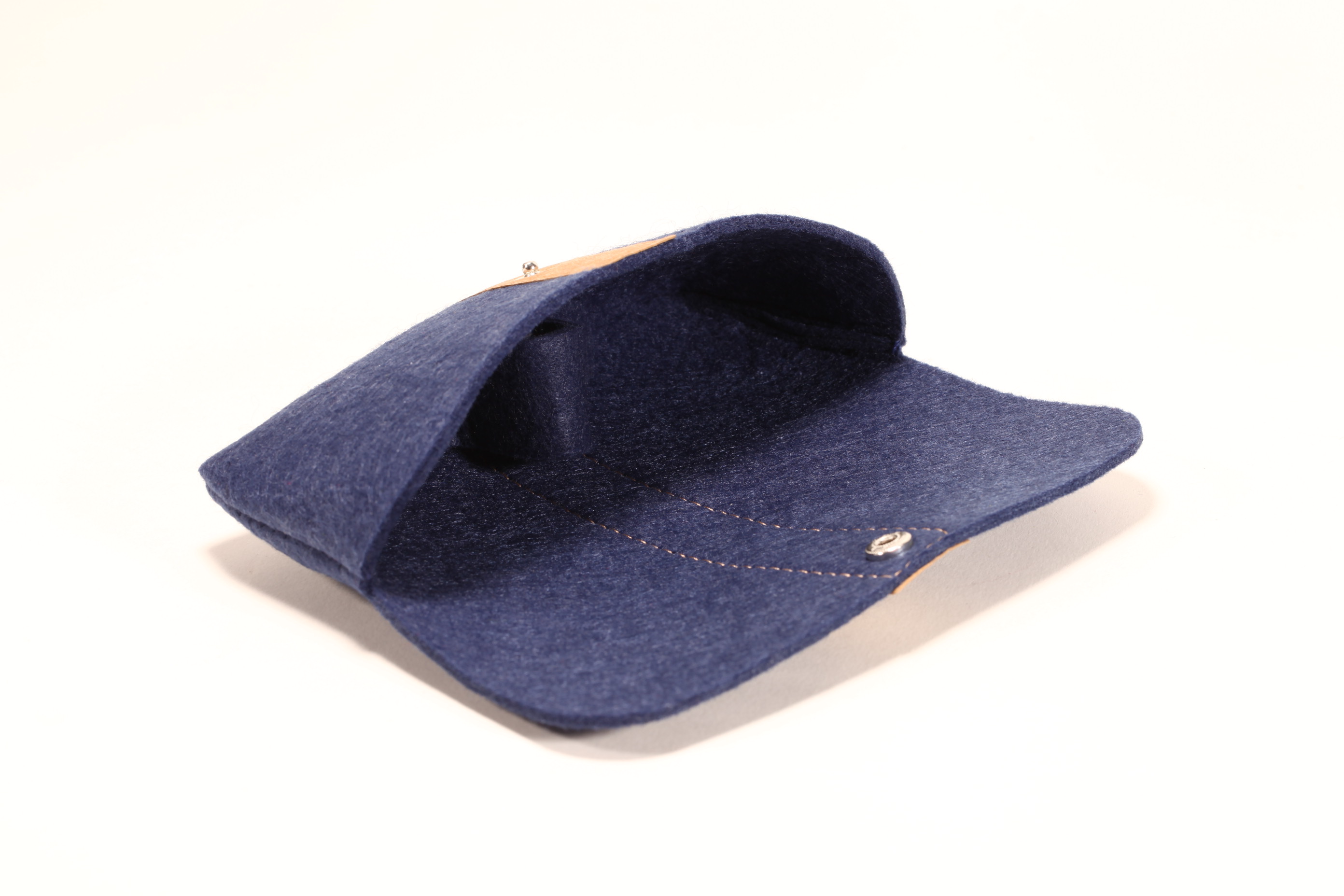 5 styles of felt soft glasses case