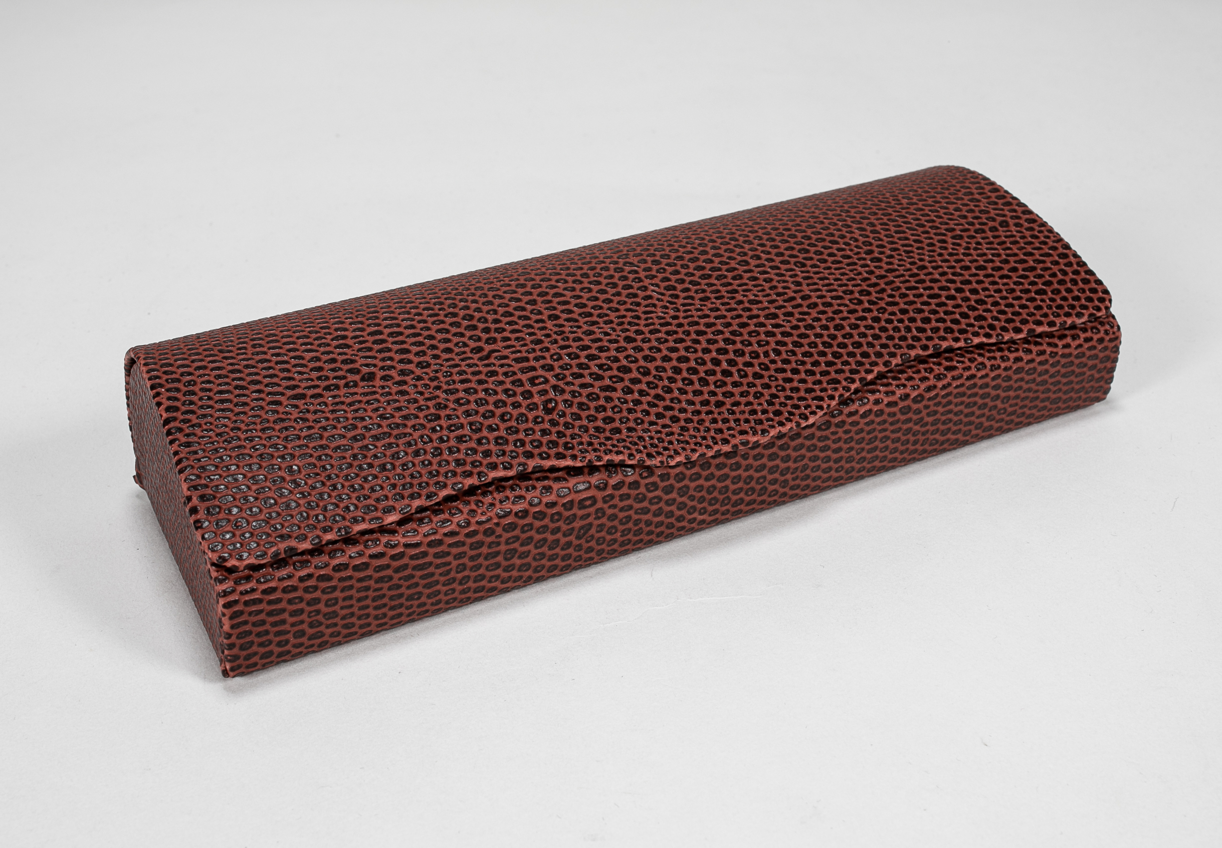 A brown wood grain glasses handmade box, fine workmanship