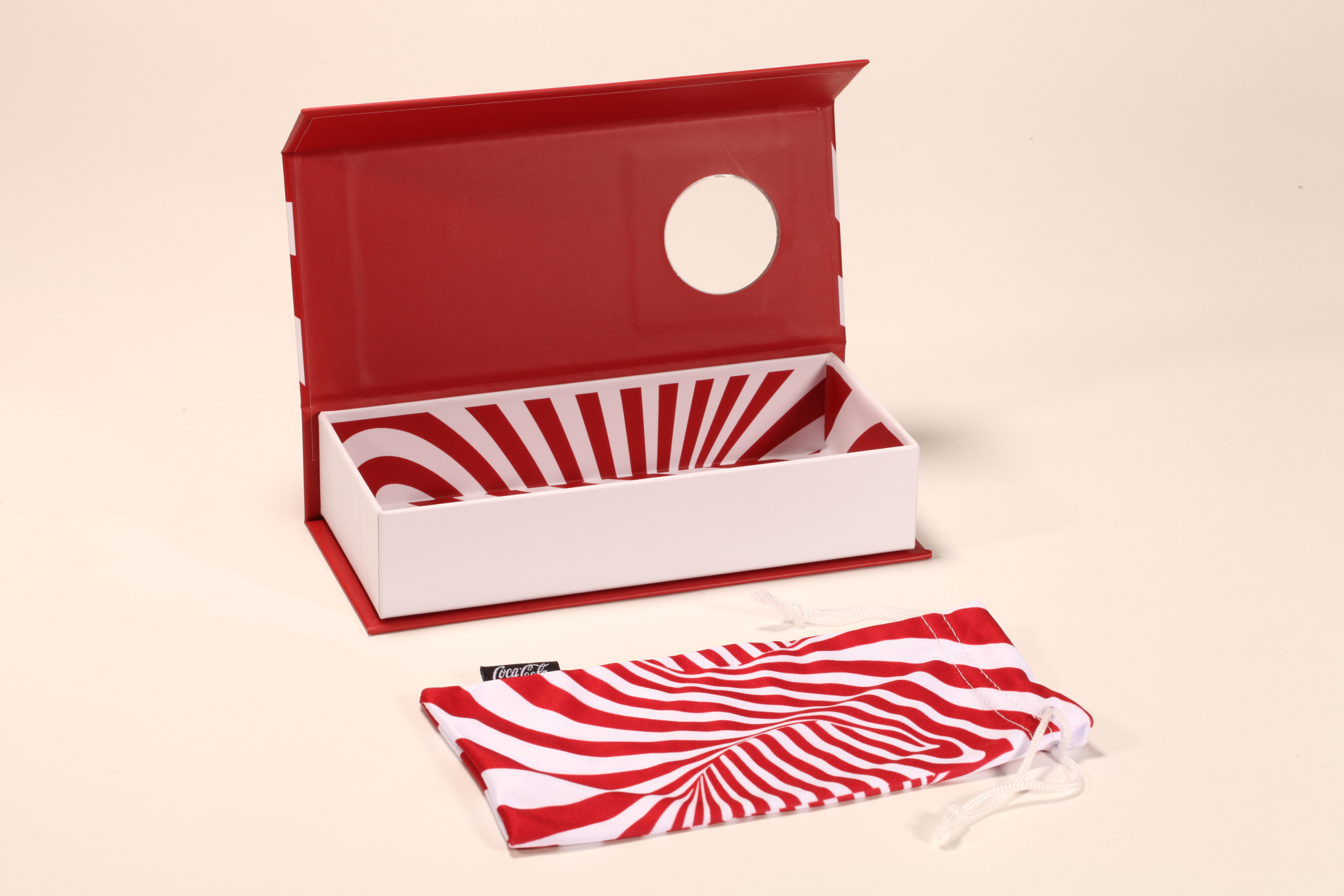 Carton set, including glasses cloth, glasses cloth bag