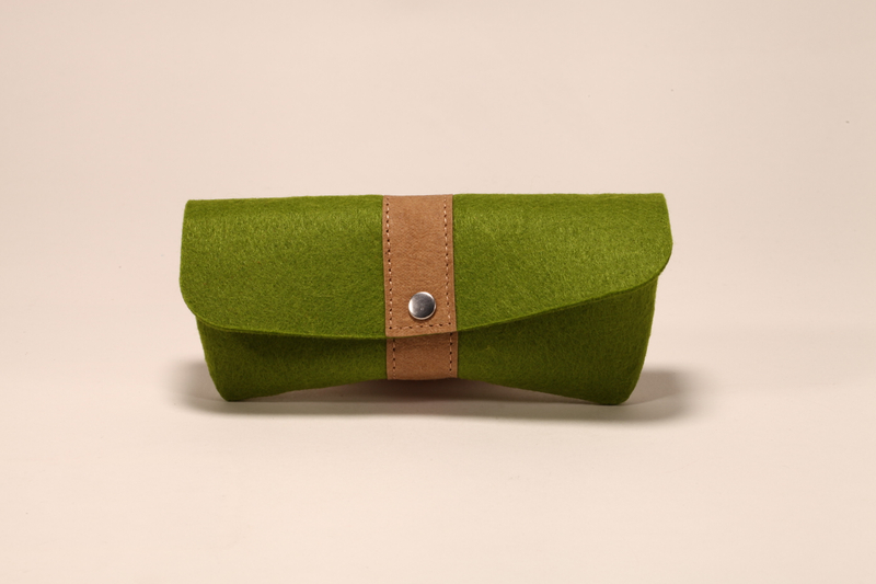 5 styles of felt soft glasses case
