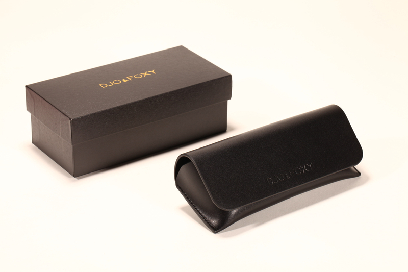 A black glasses box set, paper box and glasses case soft bag, LOGO and color can be customized