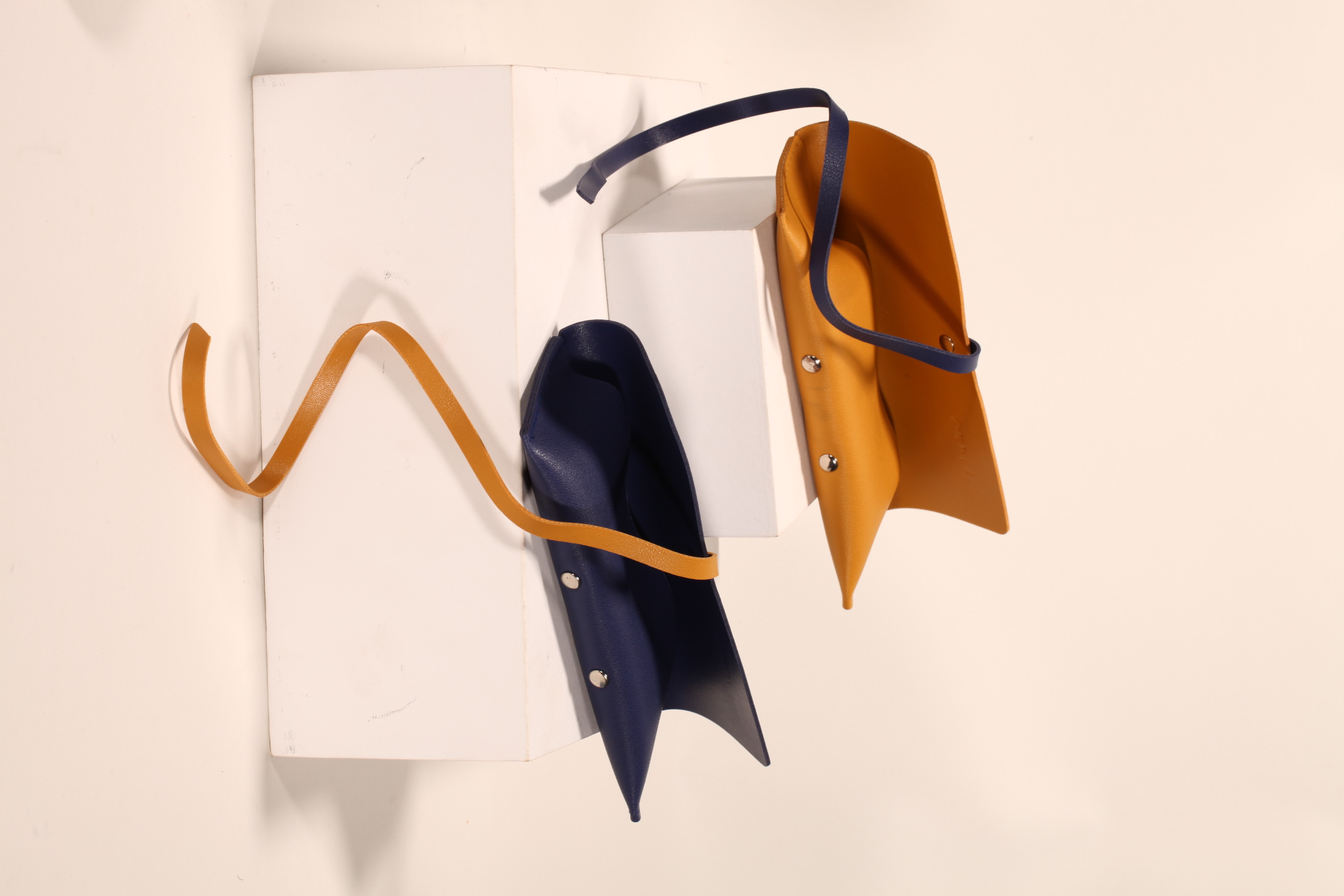 Two styles of leather glasses case, LOGO can be customized