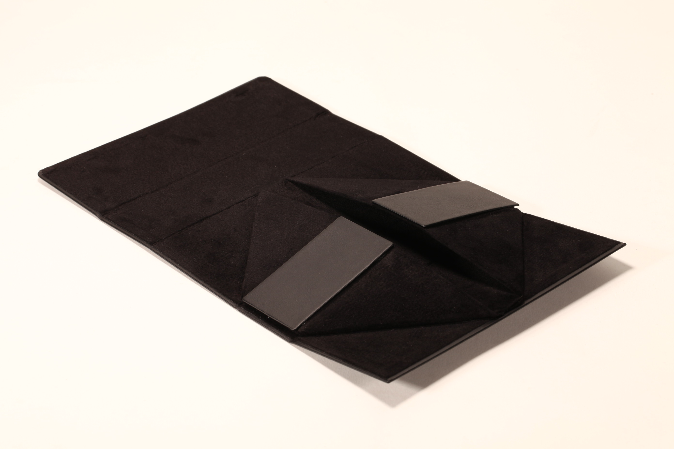 4 styles of foldable hand-made eyeglasses case