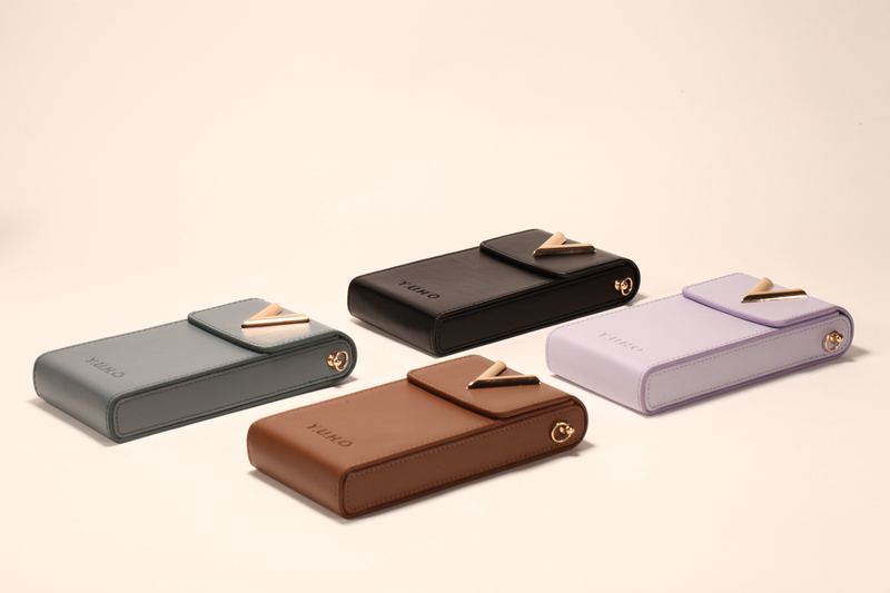 4 types of hand-held eyewear bags, fine workmanship, fine texture, LOGO and pendant clearly visible