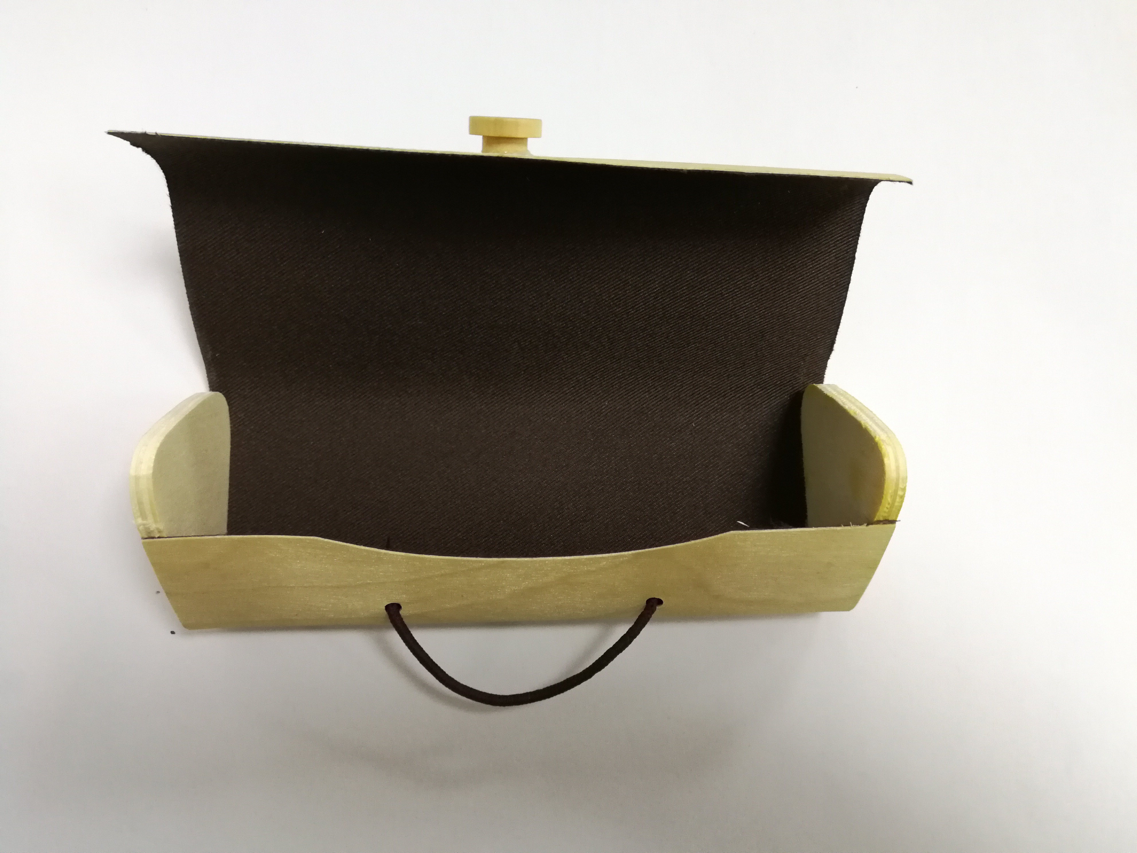 Q108 16x5.8x5.5CM (1)