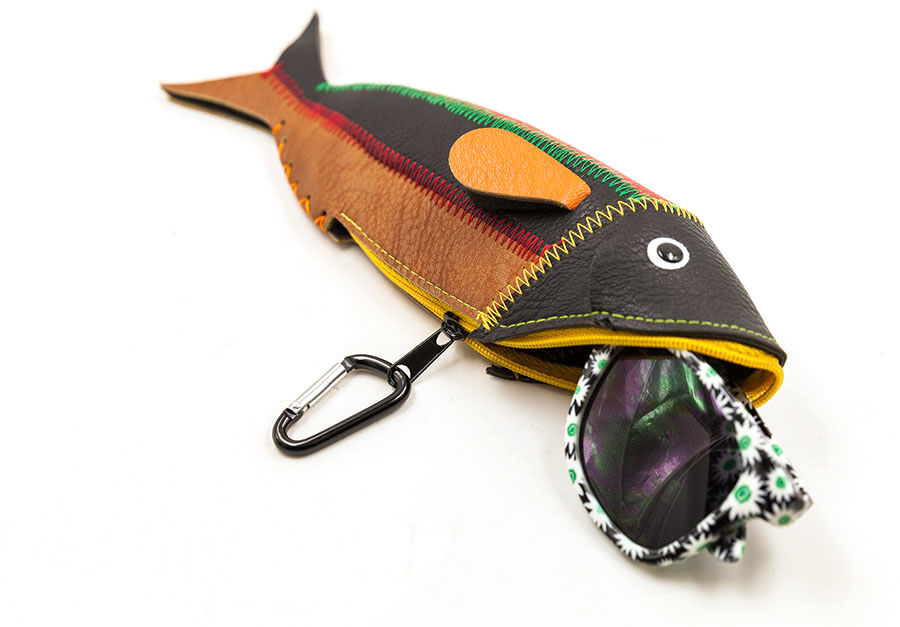 2017 popular children funny eyewear bag the shape of the fish