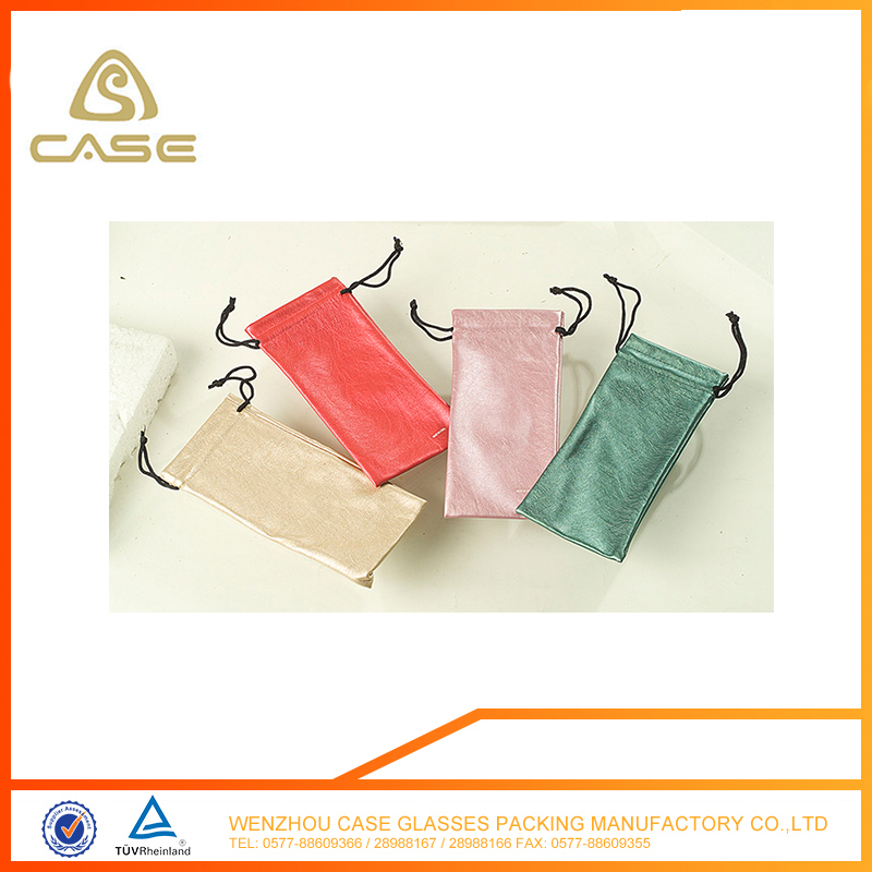 D03 spectacle bags