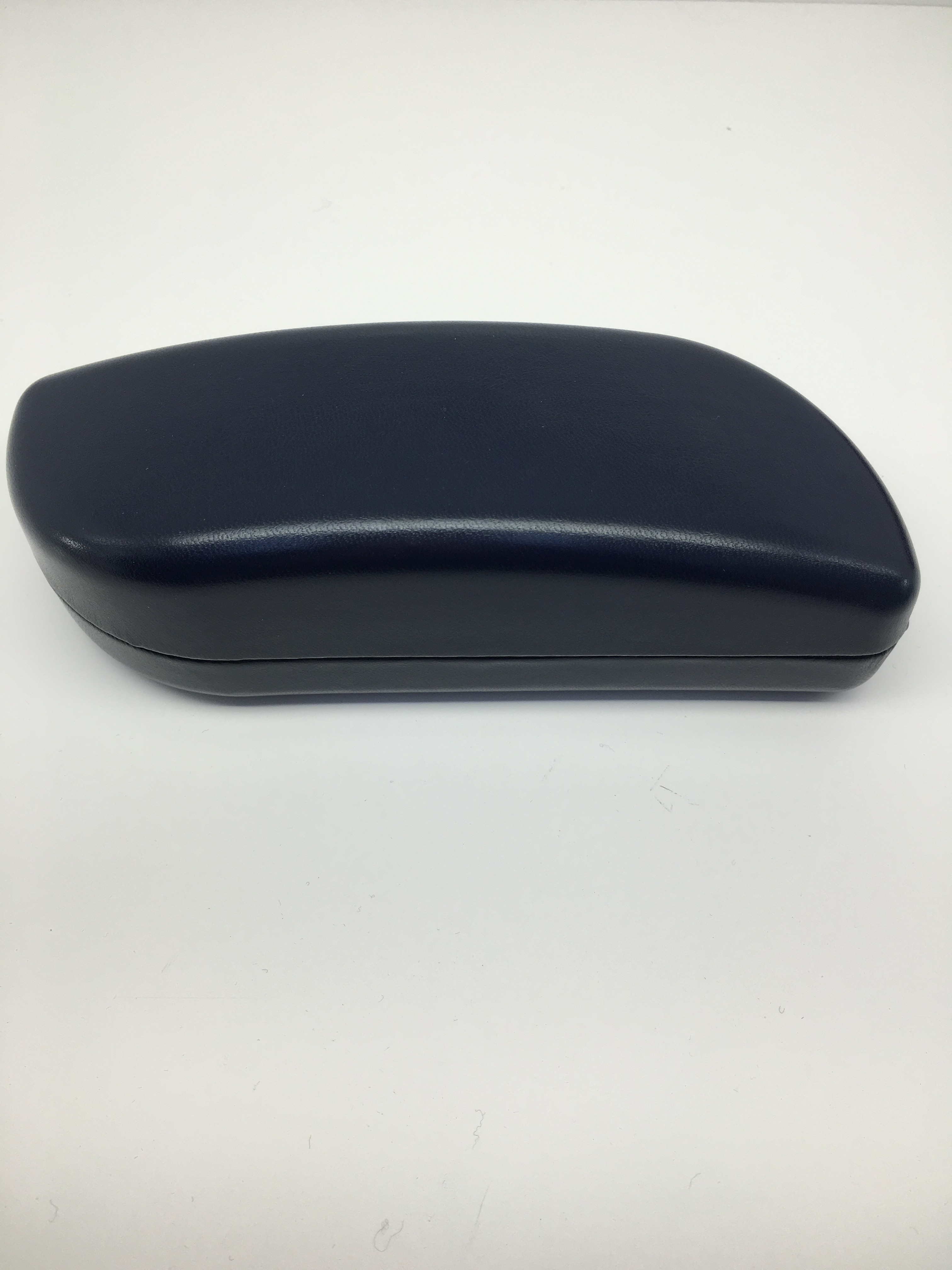 I82 17.5X5.3X5.1 CM (1) spectacle boxes