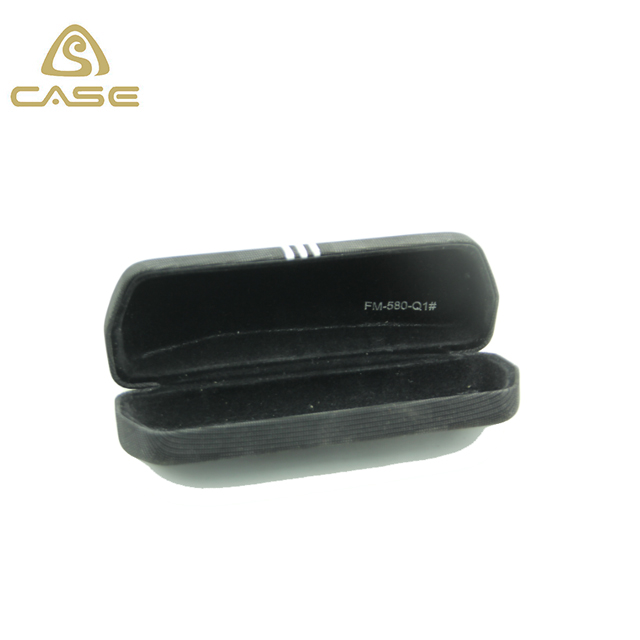 IP580 glasses case with clip