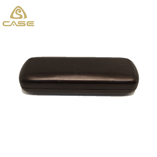 I187 eyeglass case with clip