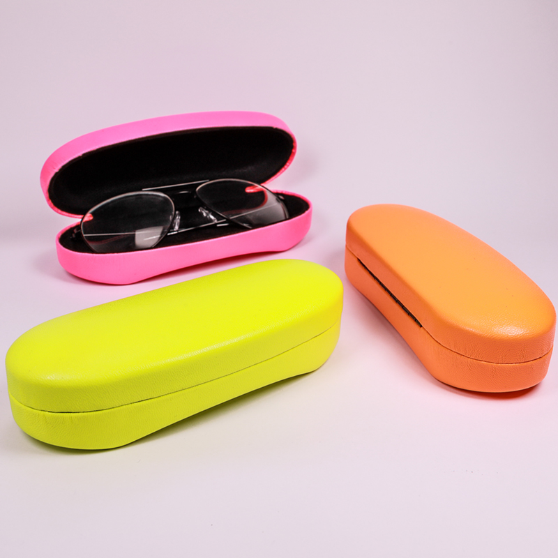 2021 Glasses Box Sunglasses Come in Three Colorful Glasses Cases