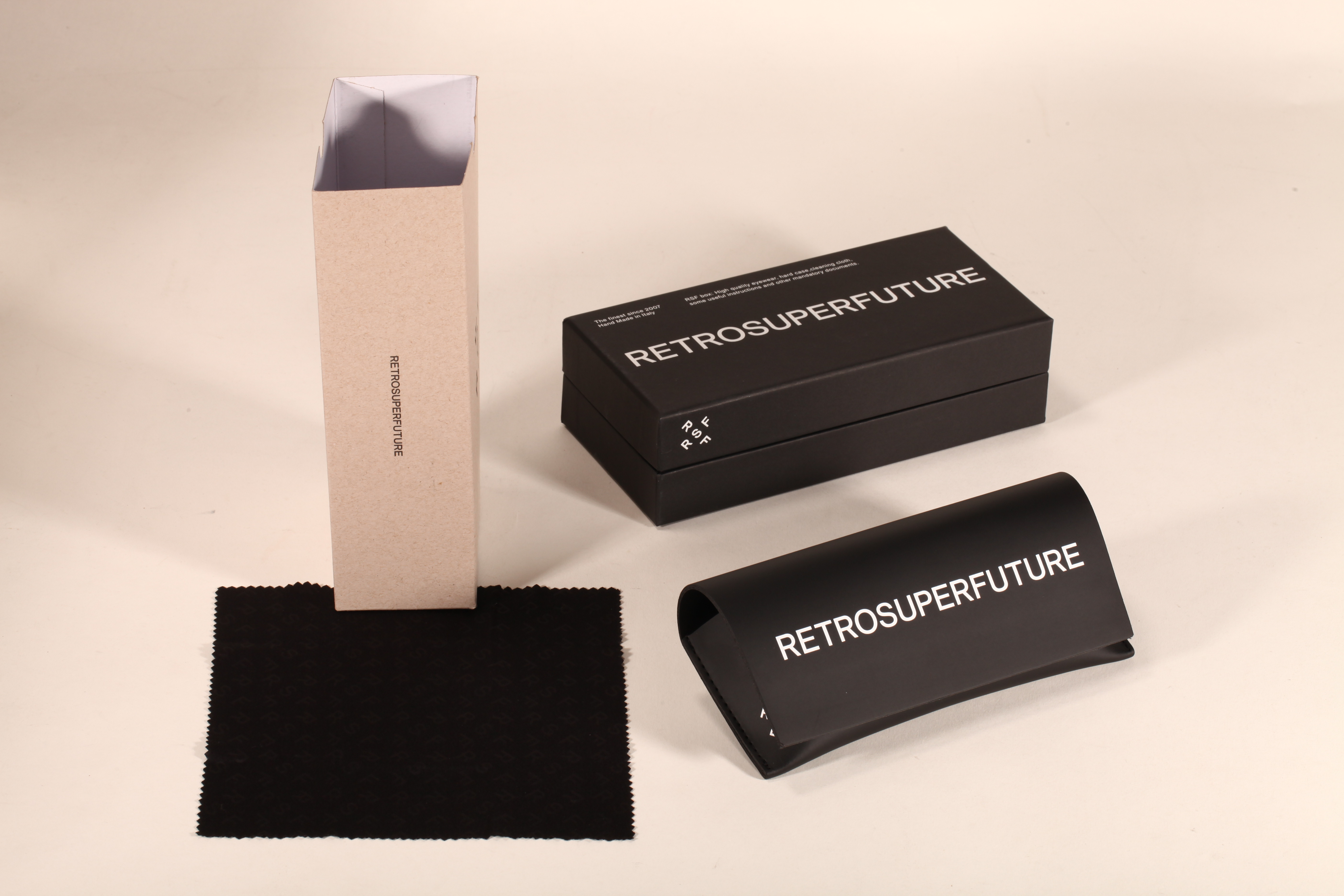 Glasses case set, including paper sleeve, paper box, lens cloth