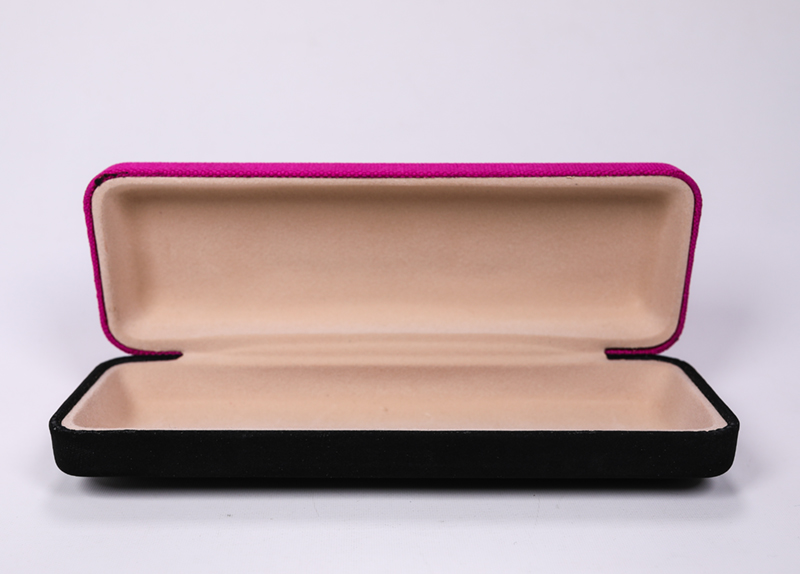 2021 Glasses case Glasses case comes in four colors