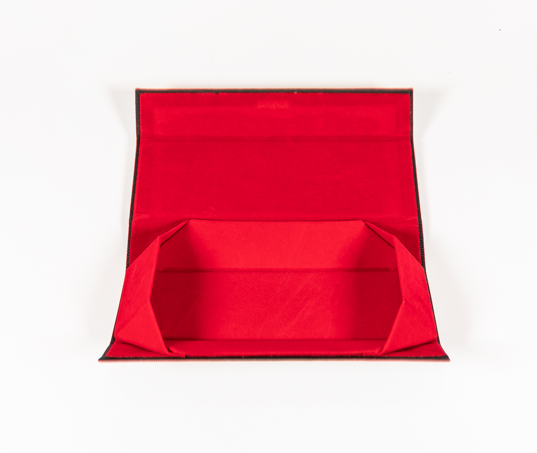 2021 sunglasses, black on the outside and red on the inside, detachable, square, hand-made glasses case