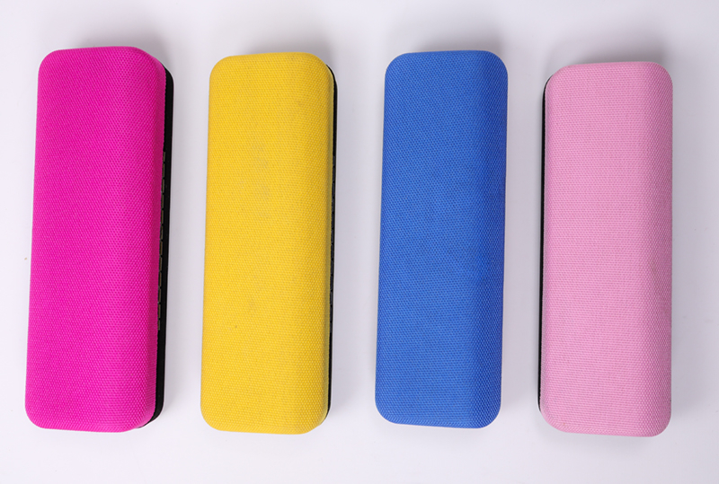 2021 Glasses case Glasses case comes in four colors